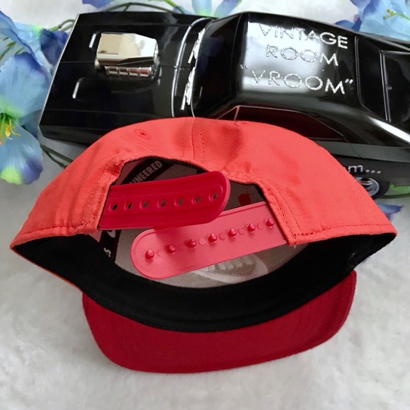 Nike NWOT Orange and Dark Red Baseball Cap for Boys Infants - Picture 7 of 11